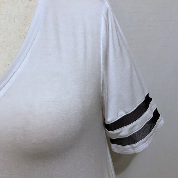 Bar III NWT Flowy White Short Sleeves Blouse Women Various - Picture 4 of 10